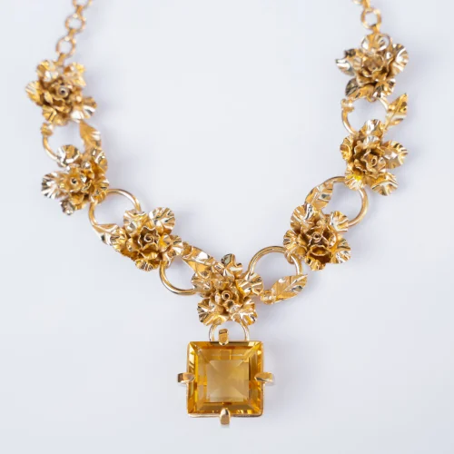 Collar Maia